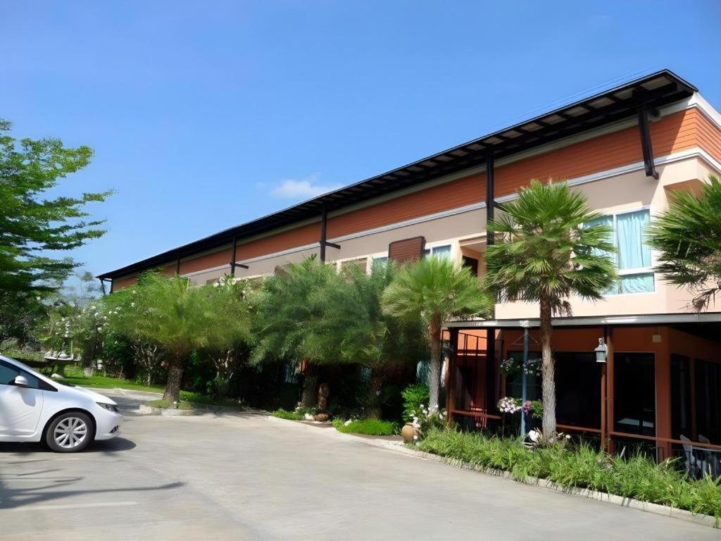 City Park Hotel Phatthalung Zewnętrze zdjęcie