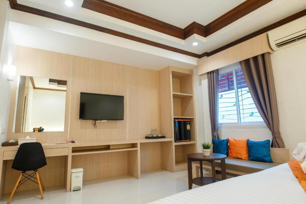 City Park Hotel Phatthalung Zewnętrze zdjęcie