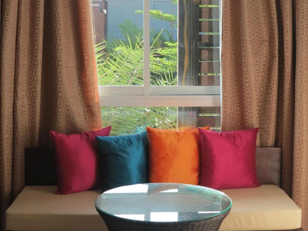 City Park Hotel Phatthalung Zewnętrze zdjęcie