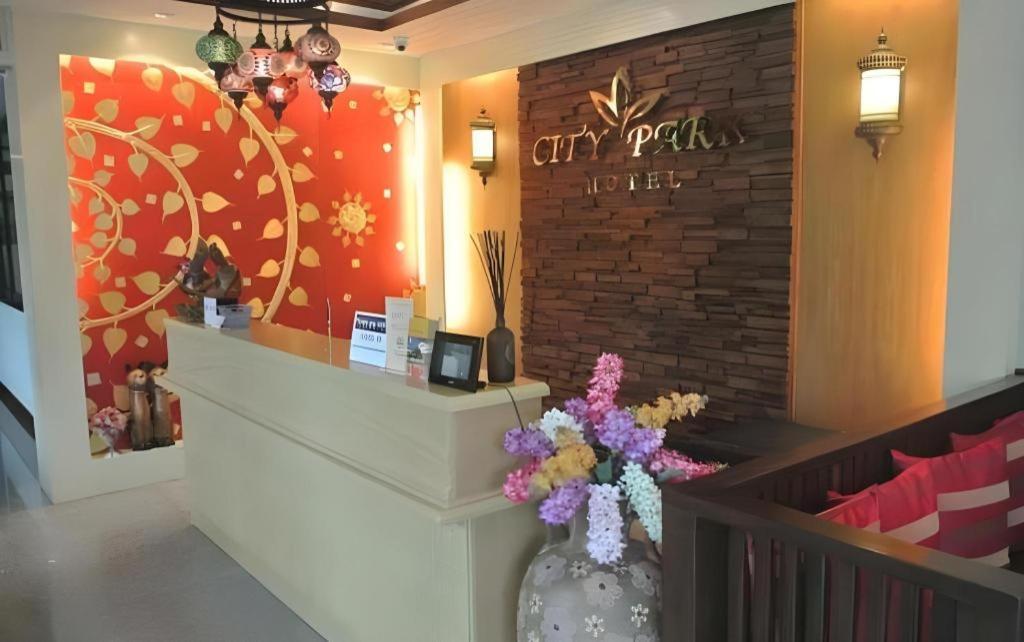 City Park Hotel Phatthalung Zewnętrze zdjęcie